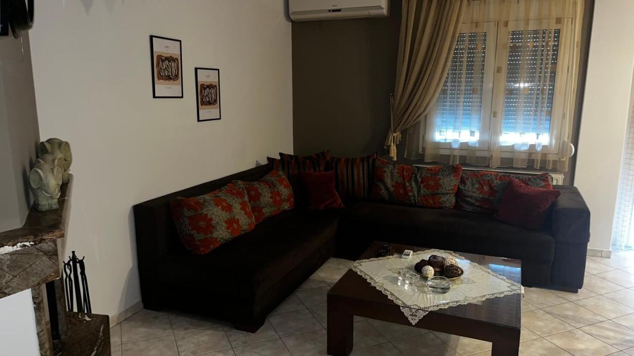 The Side Of Meteora Majestic Apartment Kalambaka Bagian luar foto